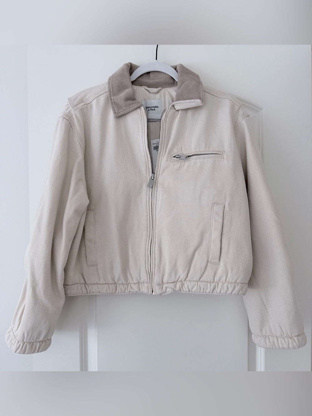 NWT Abercrombie & Fitch Light Cream Zip Front Corduroy Collar Jacket